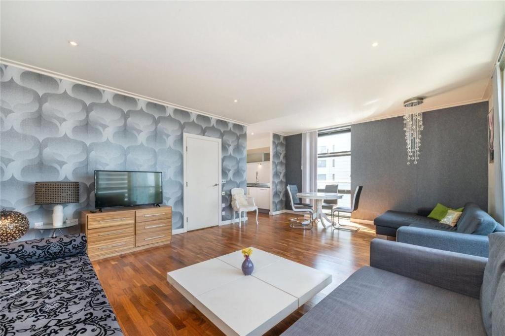 Penthouse Canary Wharf - Free Wifi London Luaran gambar
